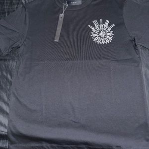 Amiri tee